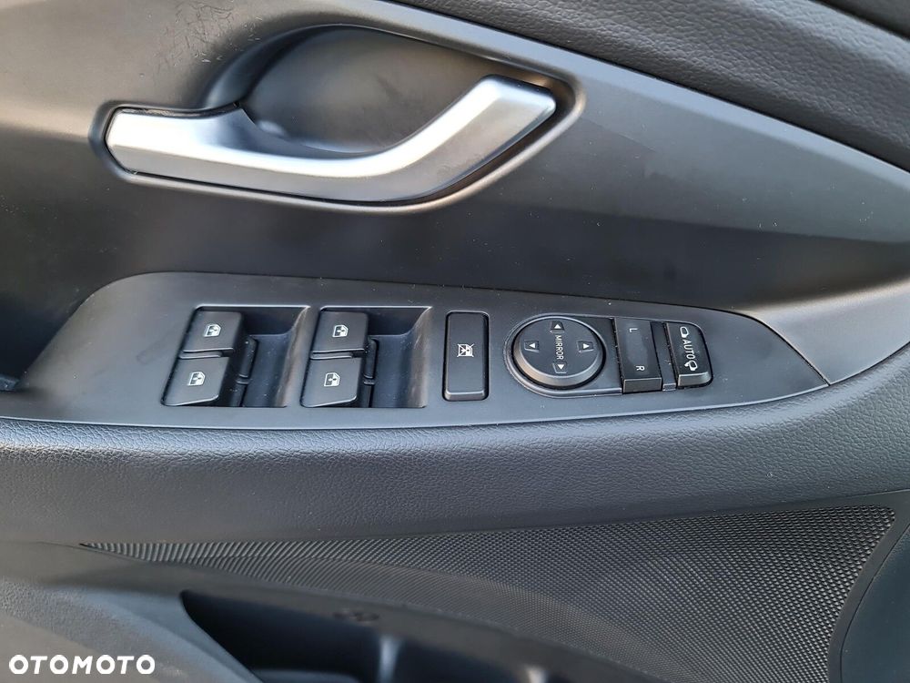 Hyundai i30 1.0 T-GDI Smart DCT - 11