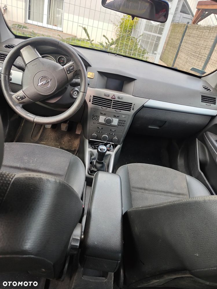 Opel Astra - 2