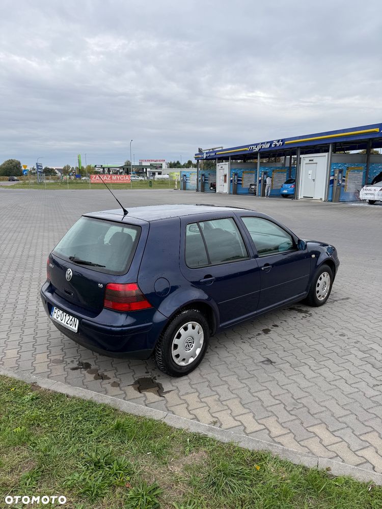 Volkswagen Golf IV 1.6 Basis - 6