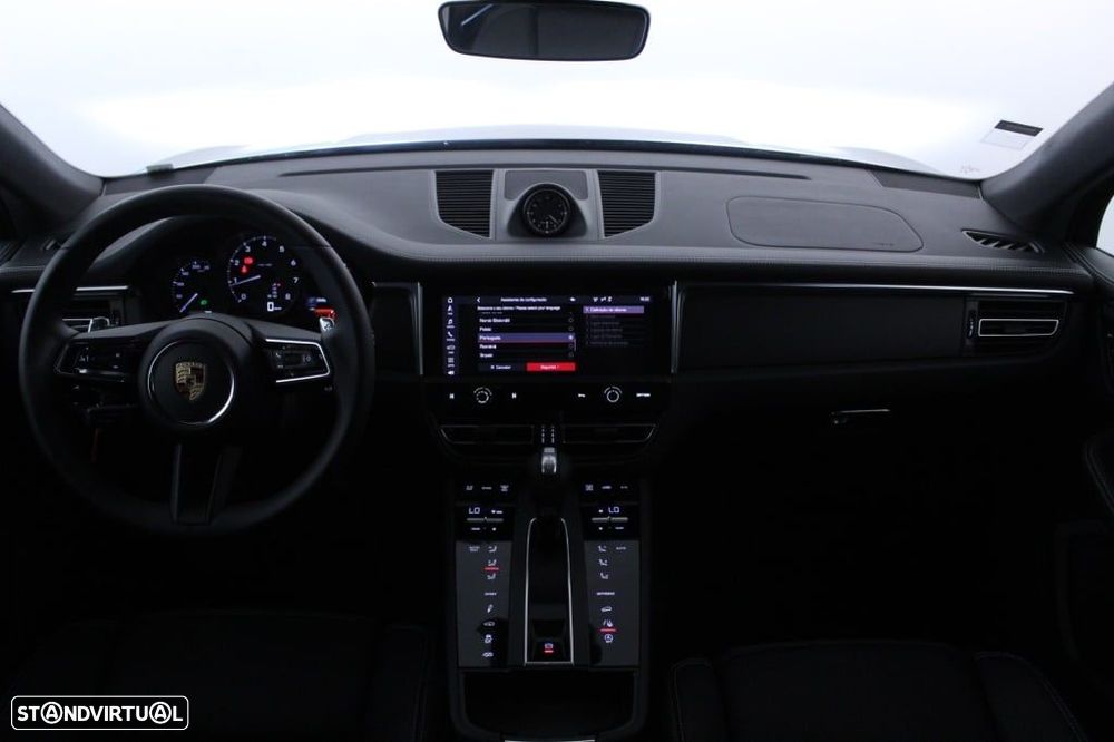 Porsche Macan Standard - 18