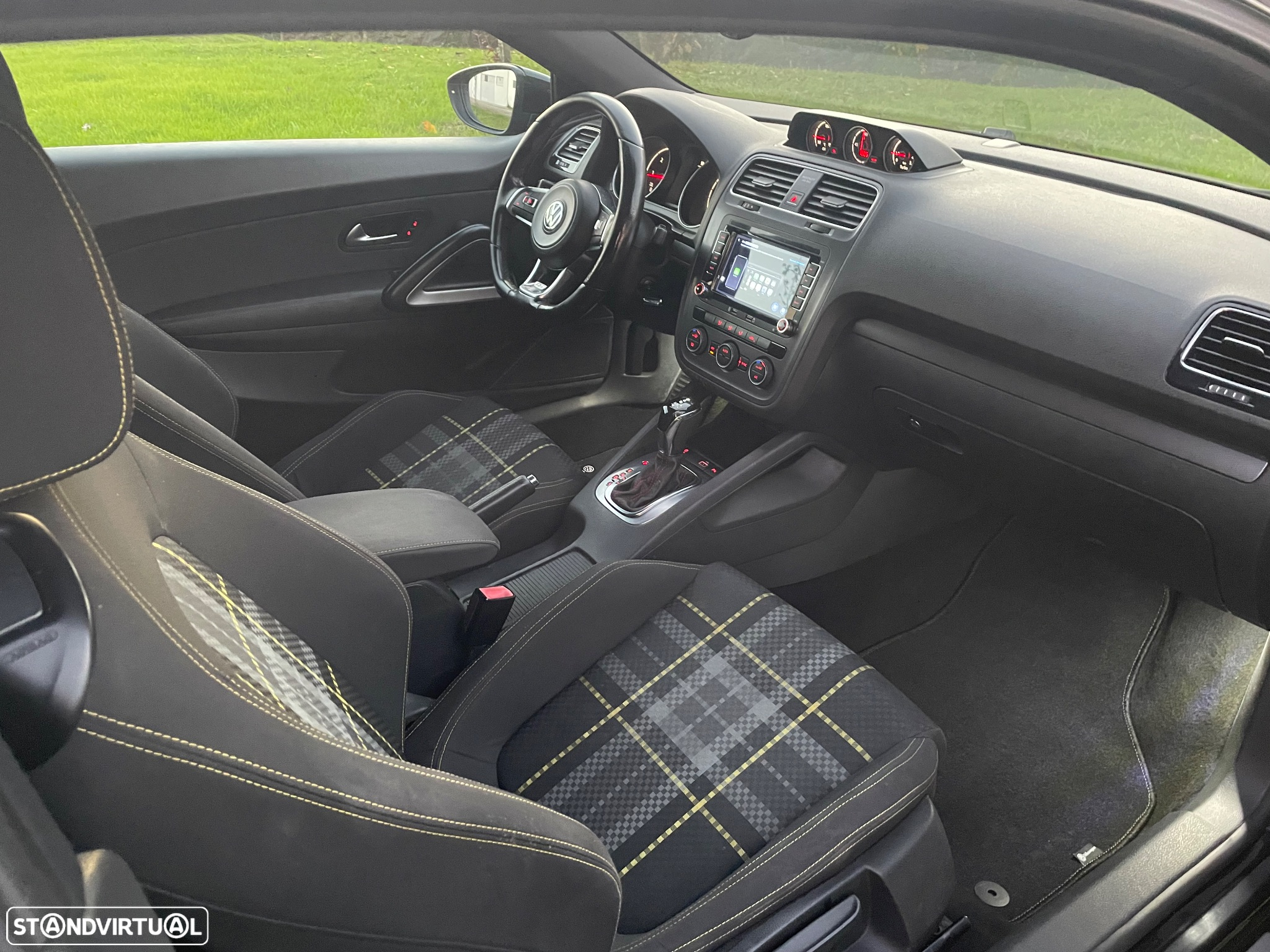 VW Scirocco 2.0 TDI Blue Motion Technologie DSG Club - 14