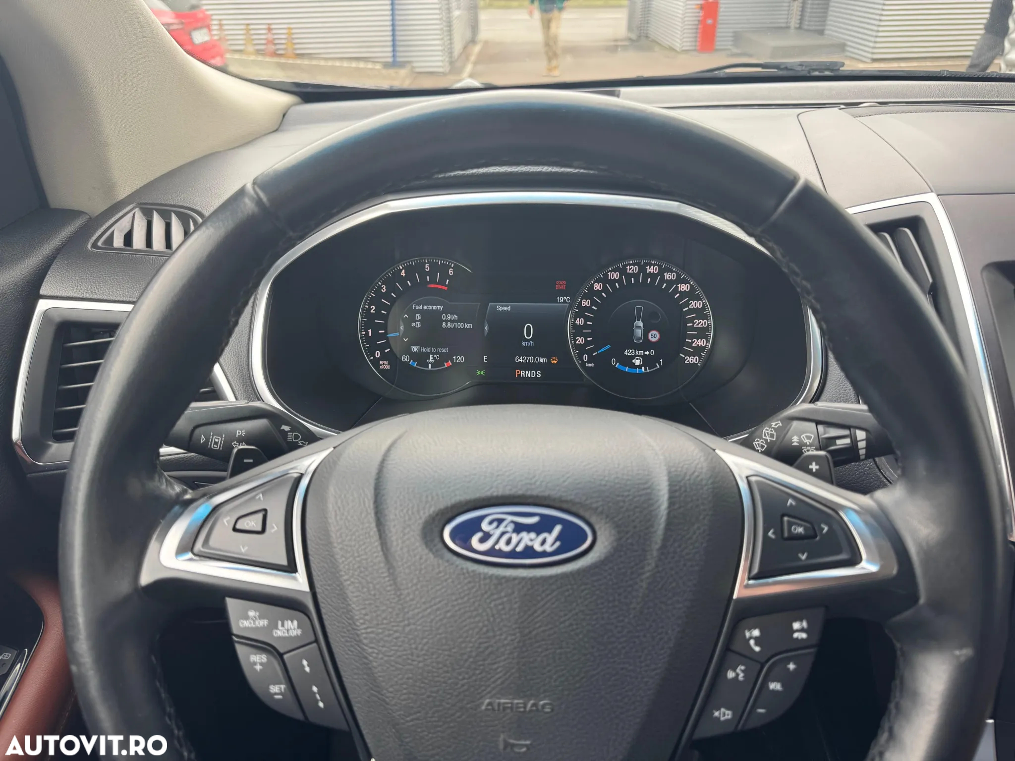 Ford Edge 2.0 TDCi Powershift Titanium - 2