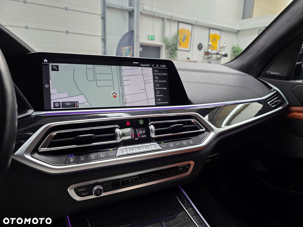 BMW X7 xDrive40d mHEV - 22