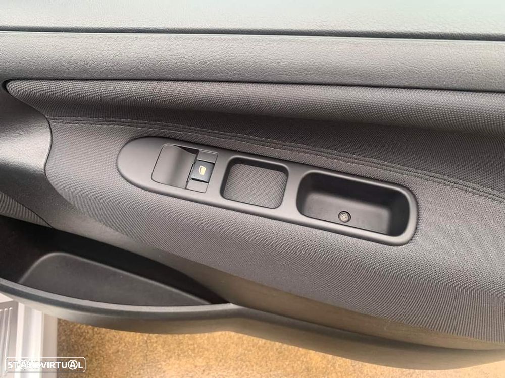 Peugeot 207 1.4 HDi Sport - 13