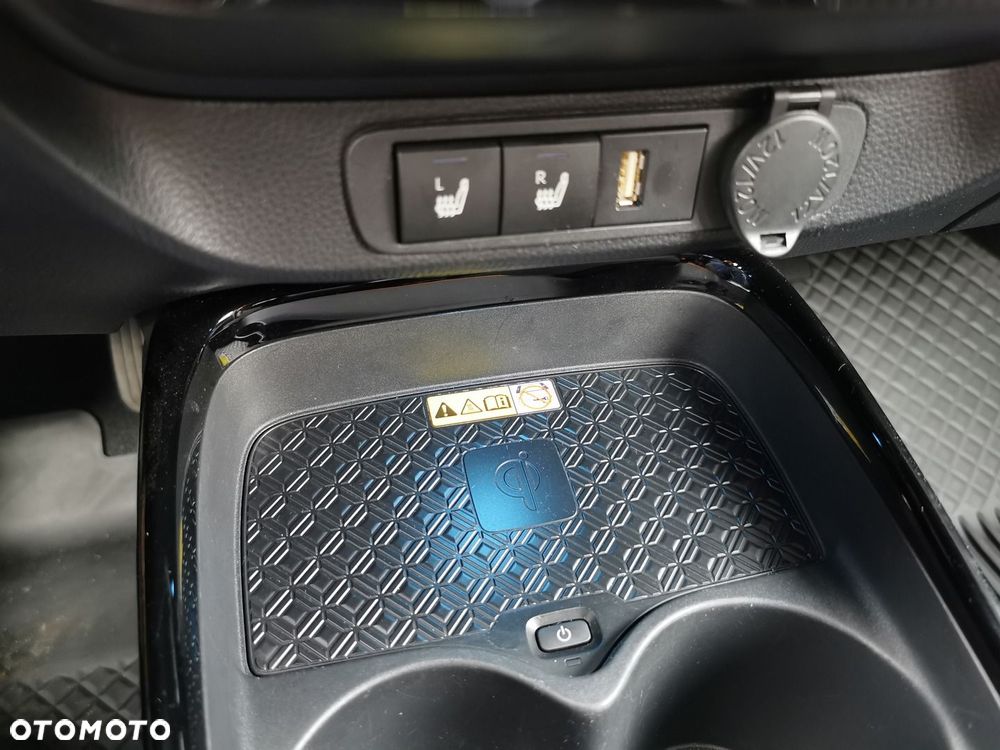 Toyota Aygo X 1.0 VVT-i Limited CVT - 21