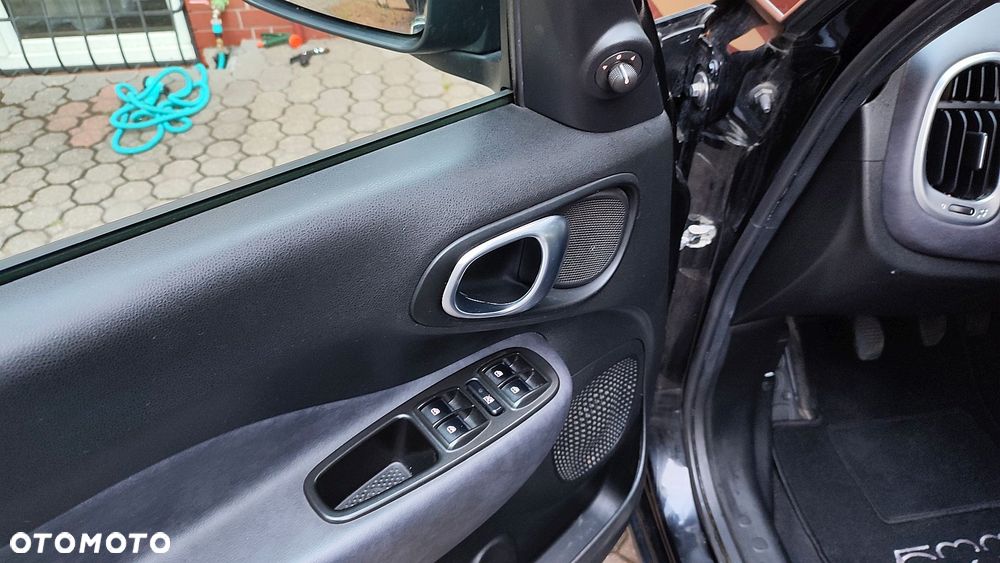 Fiat 500L 1.4 16V Rockstar - 38