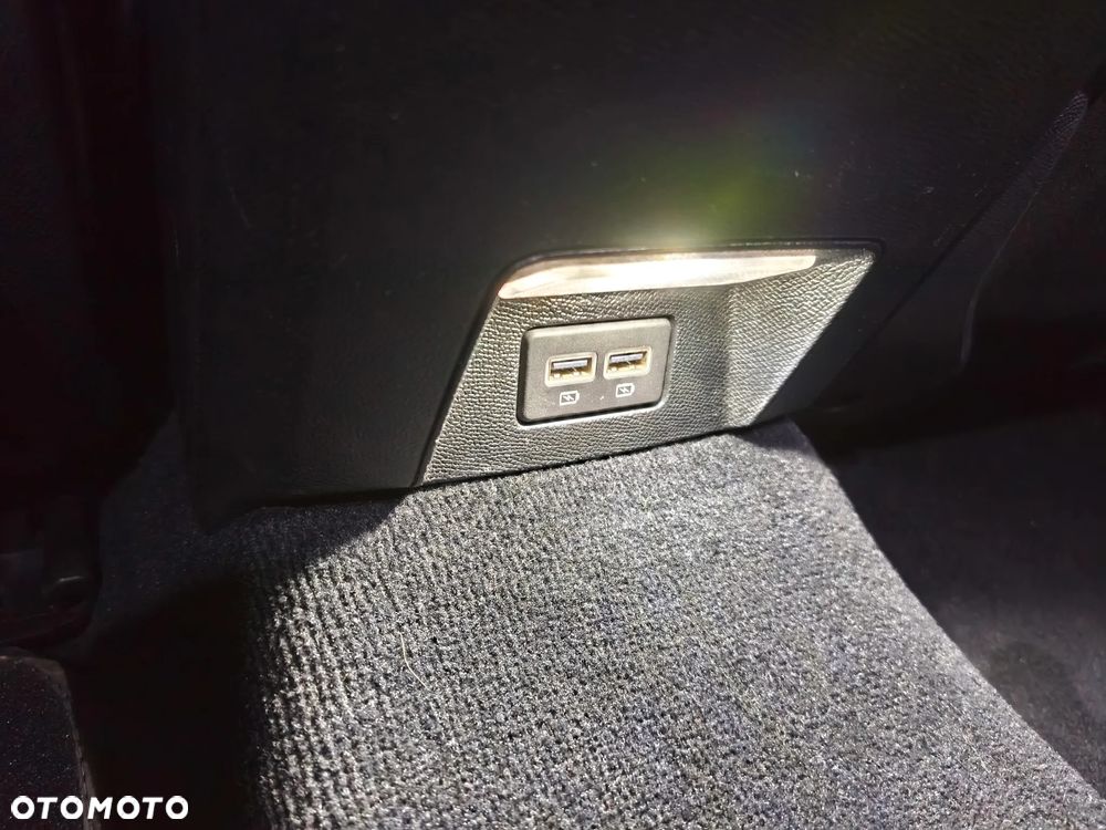 Peugeot 508 2.0 BlueHDi Allure S&S EAT8 - 23