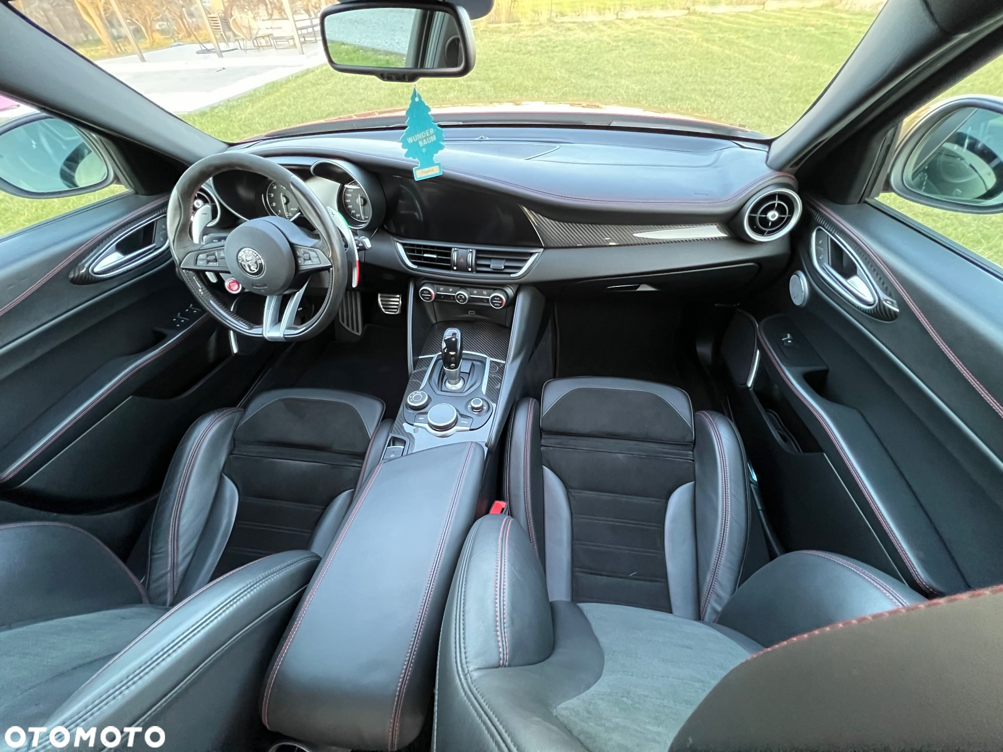 Alfa Romeo Giulia 2.9 V6 Bi-Turbo AT8 Quadrifoglio - 19