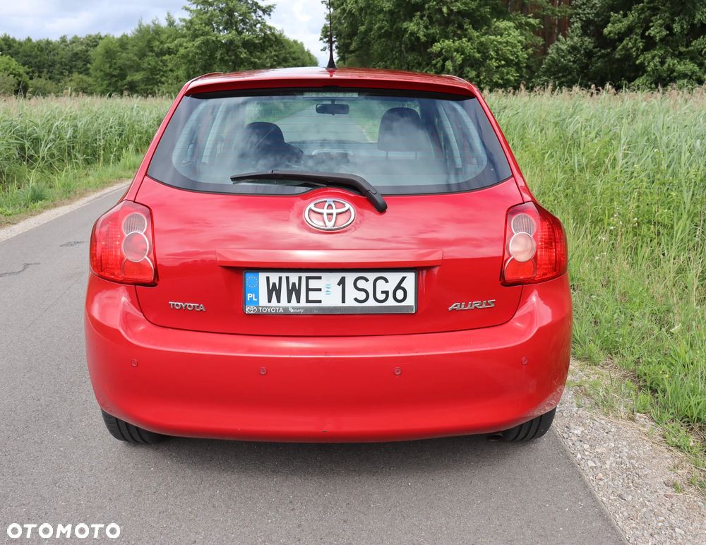 Toyota Auris - 5