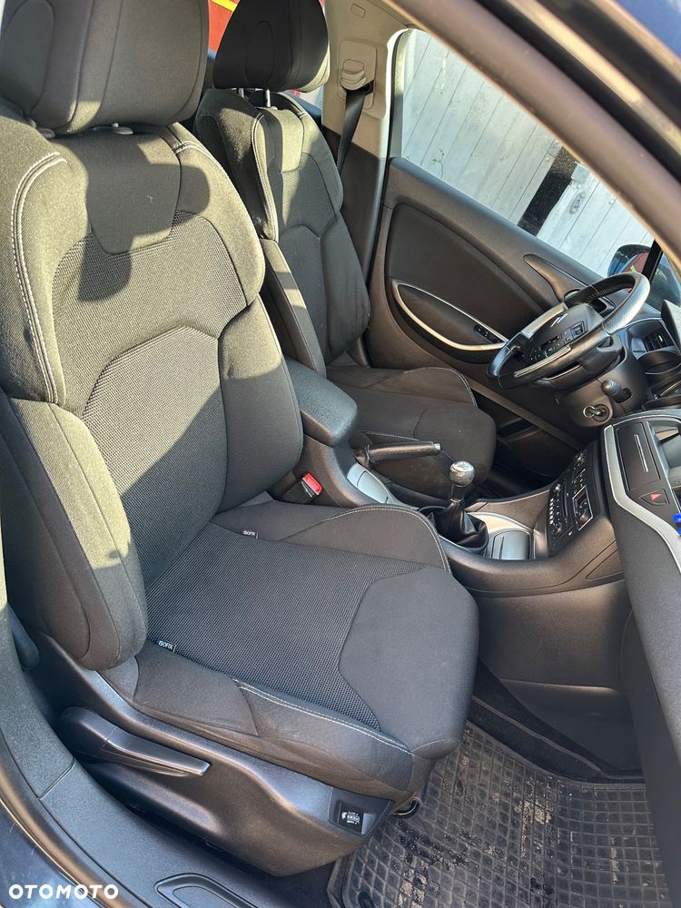 Citroën C5 1.6 HDi Attraction - 5