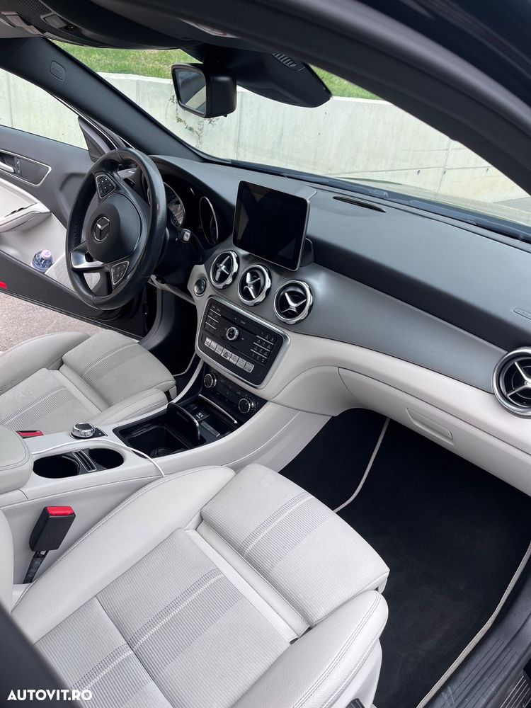 Mercedes-Benz GLA - 7