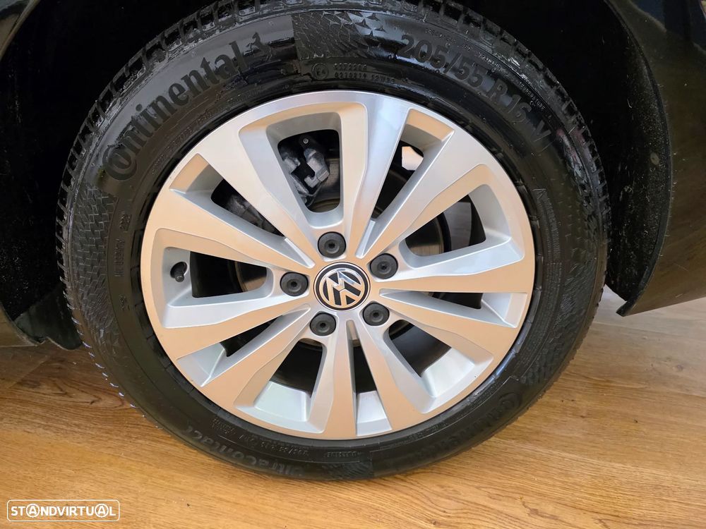 VW Golf Variant 1.6 TDi BlueMotion Confortline - 19