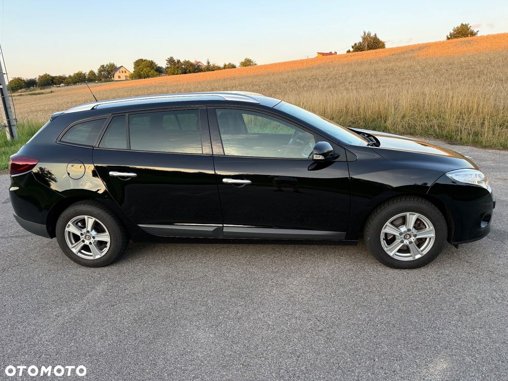 Renault Megane TCe 130 Dynamique - 4