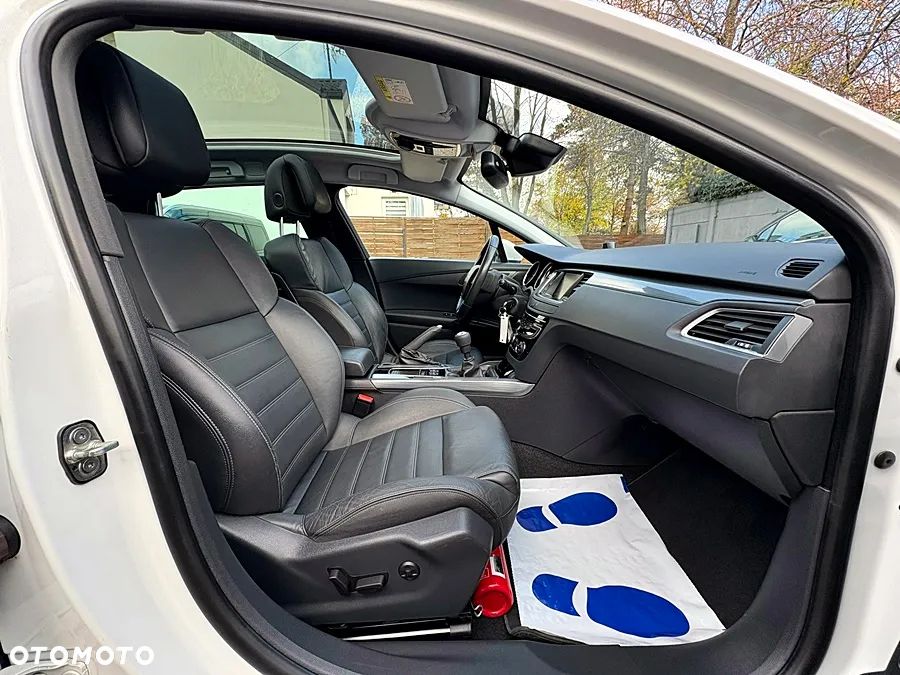 Peugeot 508 SW e-HDi 115 Stop&Start Access - 26