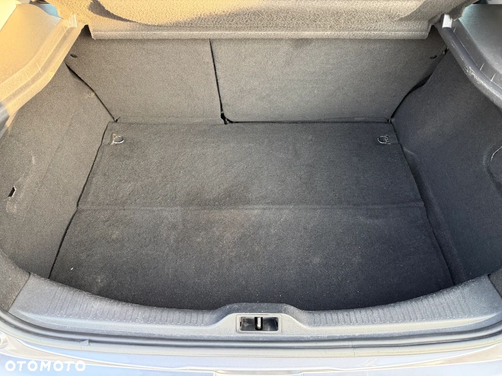 Renault Megane 1.6 16V 110 LIMITED - 26