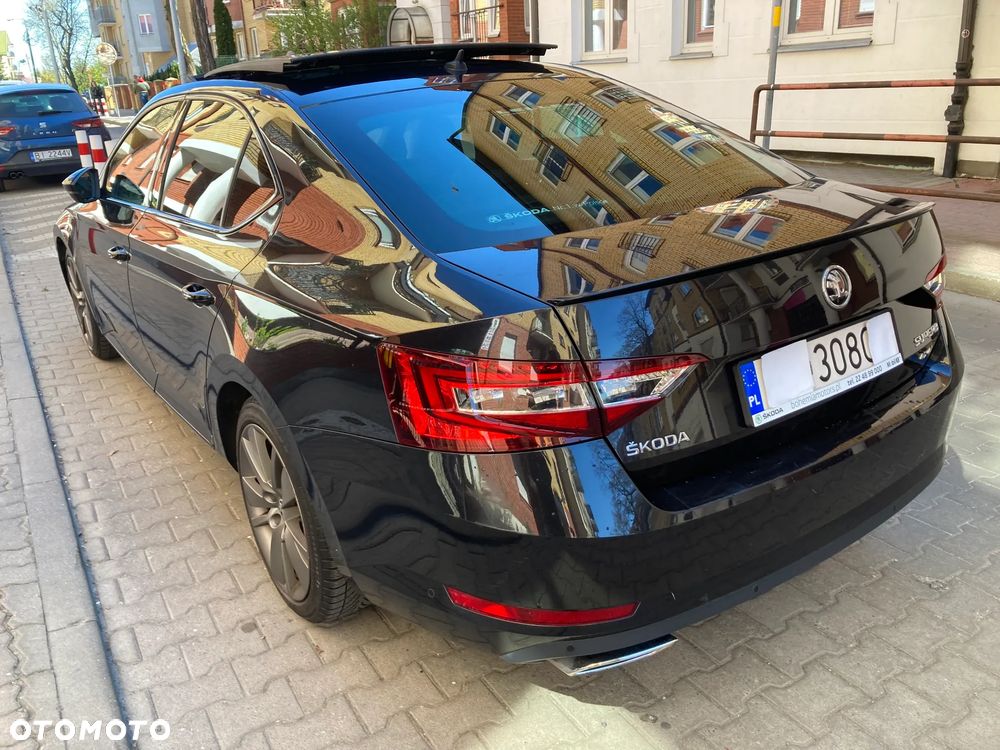 Skoda Superb 2.0 TSI 4x4 Sportline DSG - 4