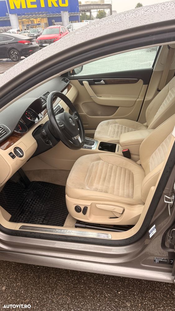 Volkswagen Passat - 11