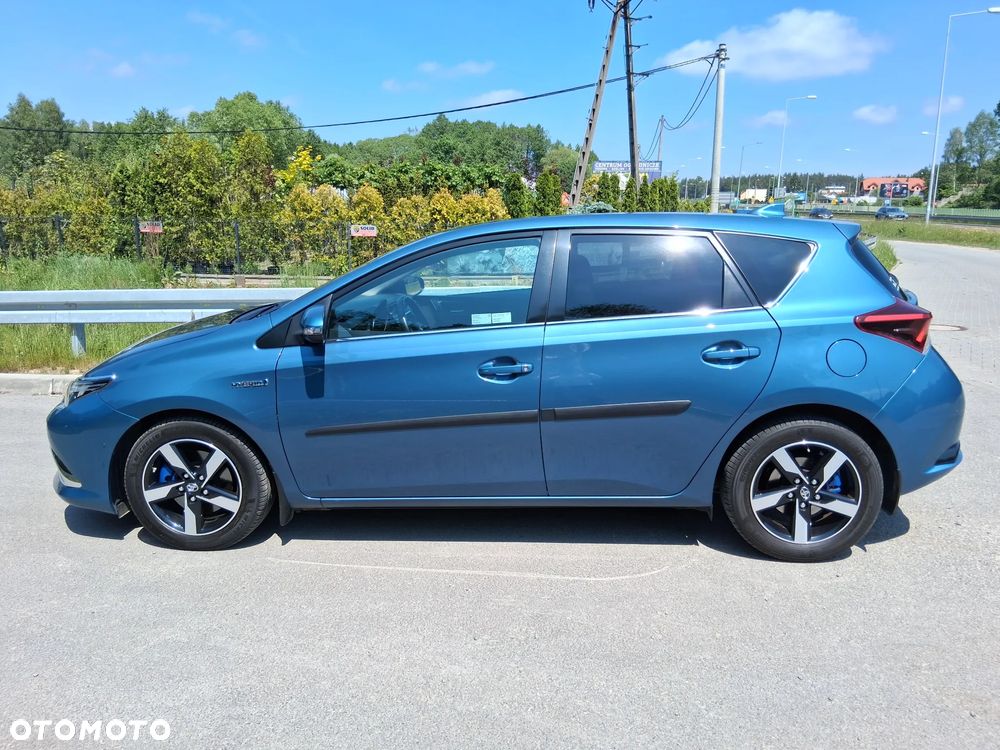 Toyota Auris 1.8 HSD Prestige NAVI - 8