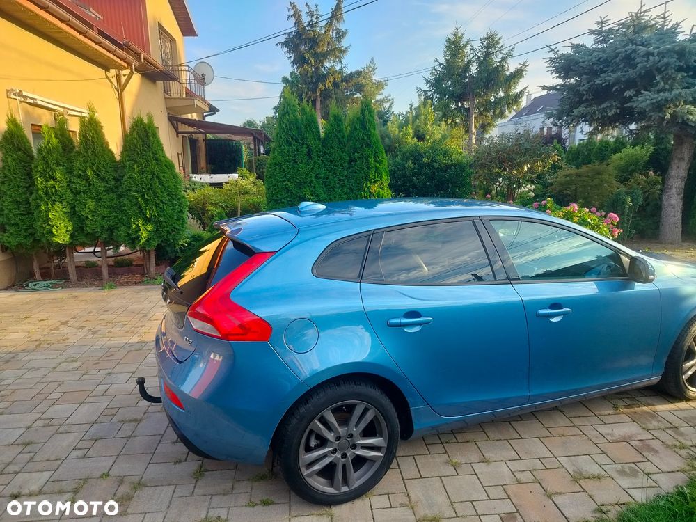 Volvo V40 D2 - 6