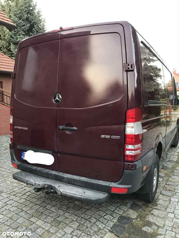 Mercedes-Benz Sprinter - 2