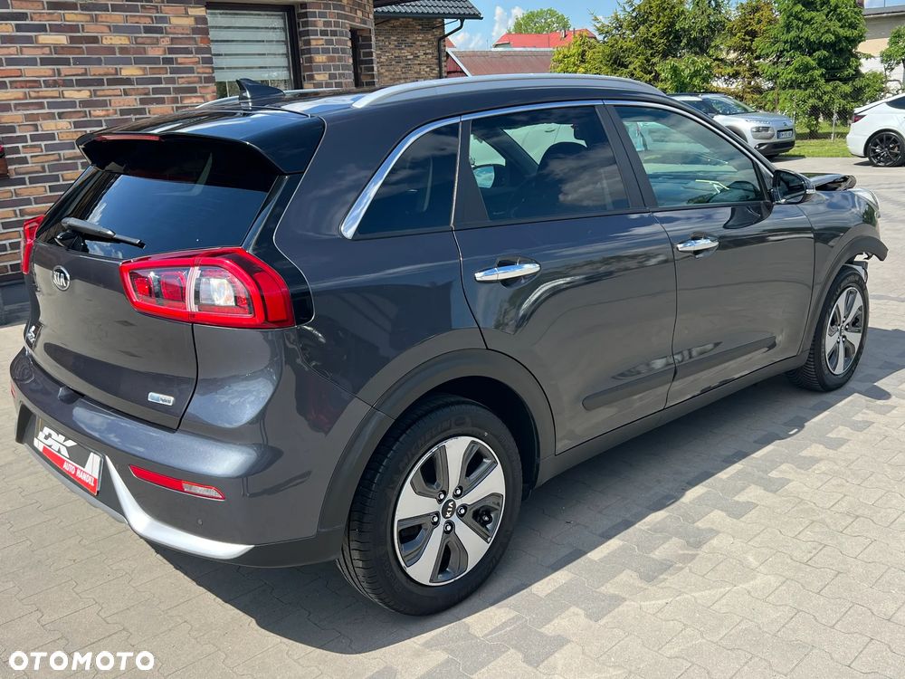 Kia Niro 1.6 GDI 2WD Vision - 2