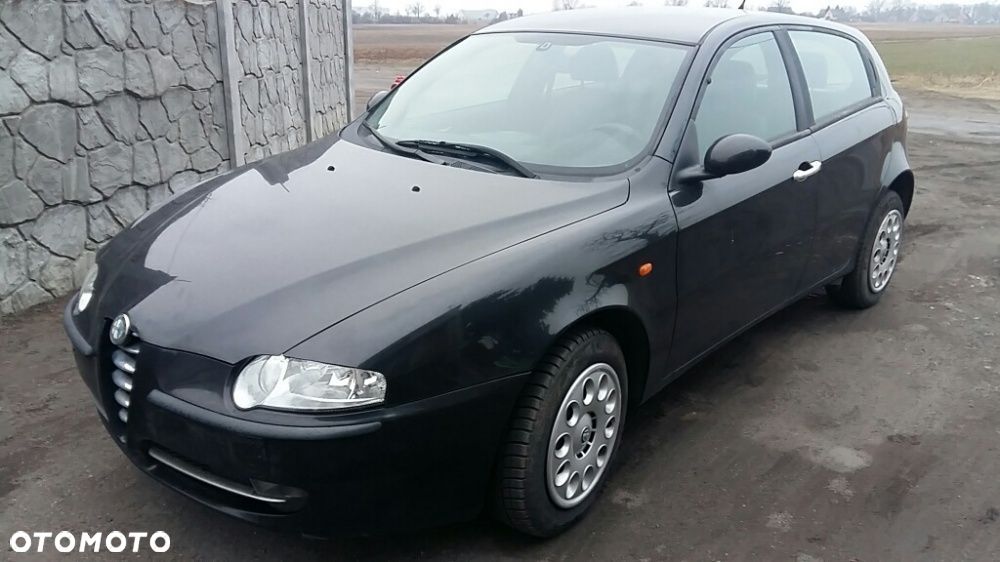 Na części Alfa Romeo 147 VR 846/A Silnik Skrzynia Maska Zderzak Drzwi Klapa Szyba - 1