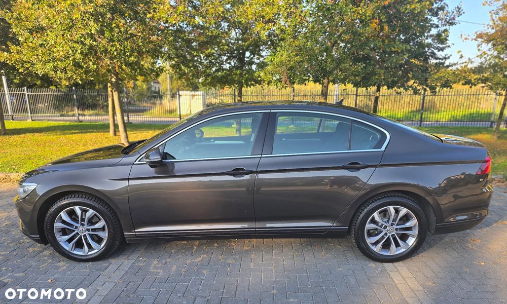 Volkswagen Passat 1.8 TSI BMT Highline - 9