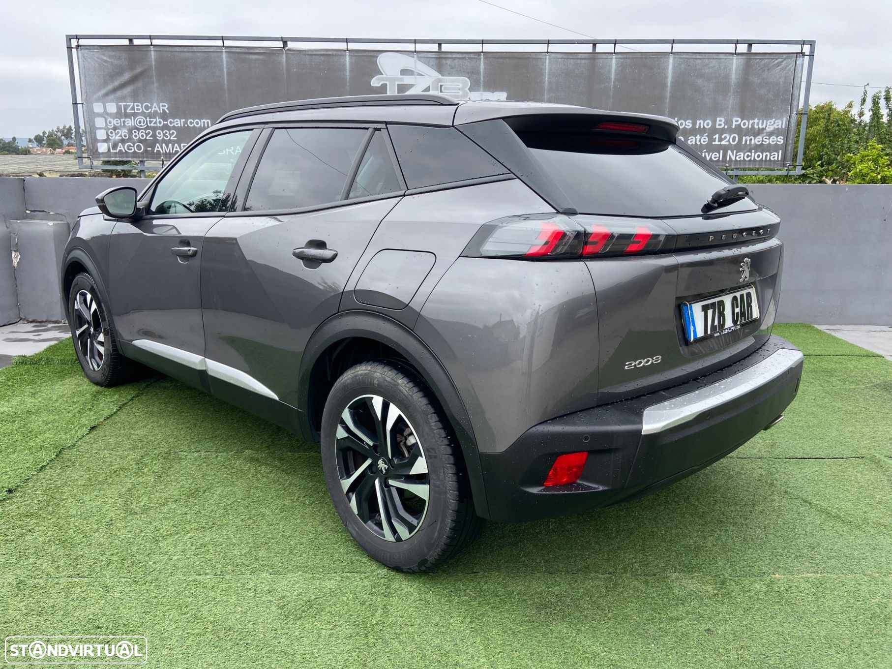 Peugeot 2008 - 6