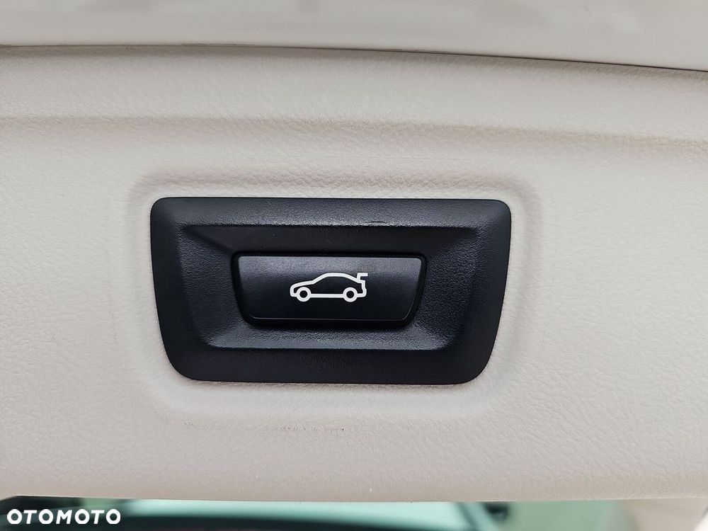 BMW Seria 3 318d Advantage - 35
