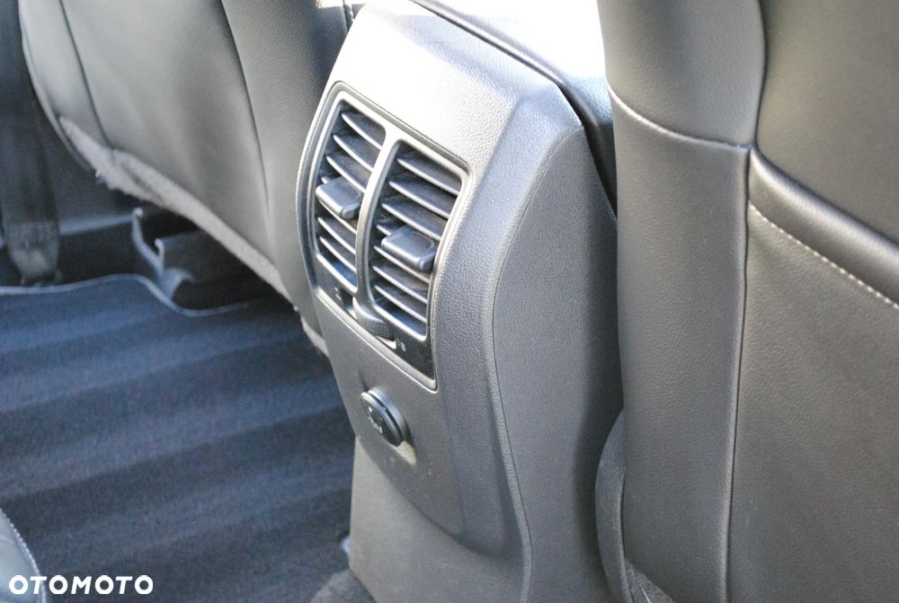 Ford Kuga 2.0 TDCi 4x2 Titanium - 26