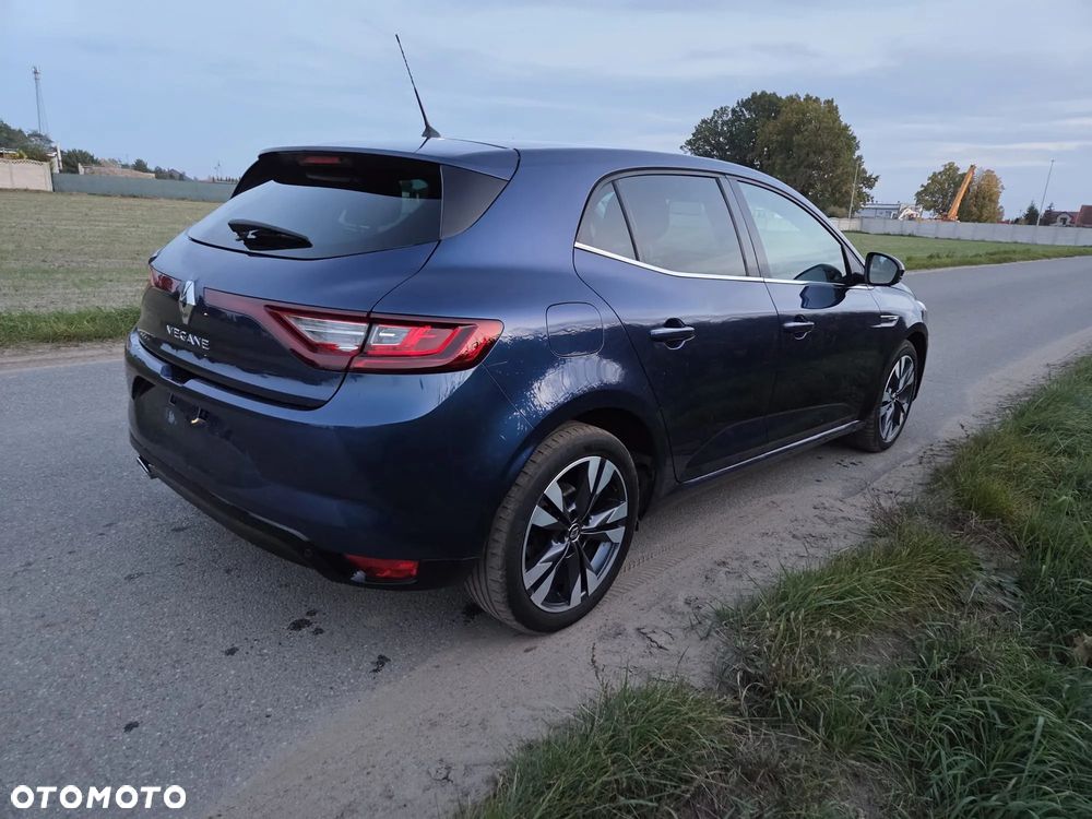 Renault Megane TCe 160 GPF EDC BOSE EDITION - 17