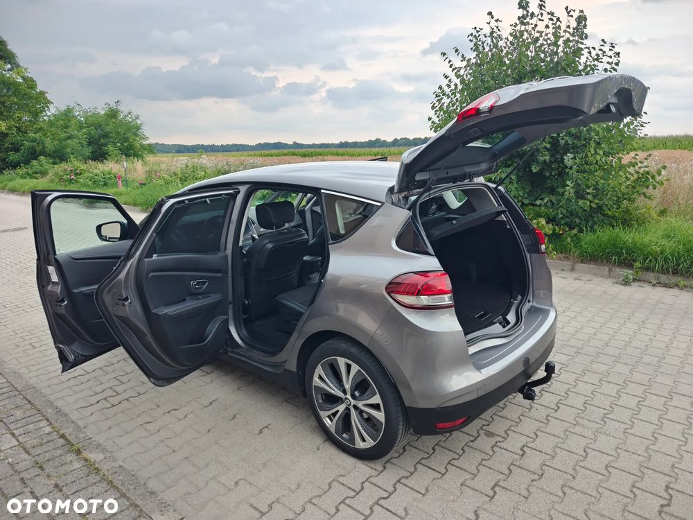 Renault Scenic - 16