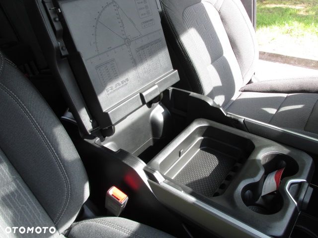 RAM 1500 Crew Cab Shortbed Bighorn - 25