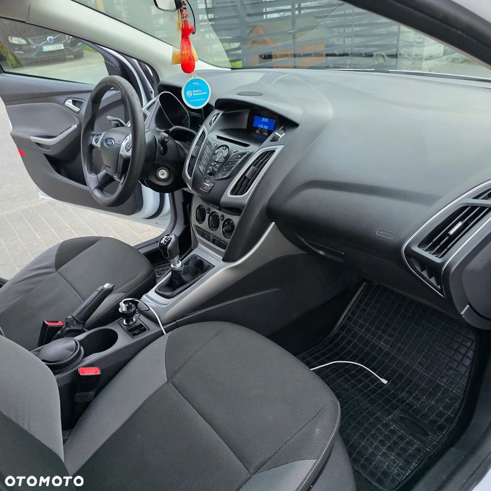 Ford Focus 1.0 EcoBoost Edition - 11