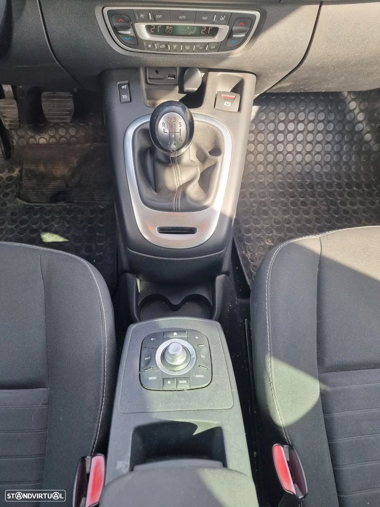 Renault Grand Scénic 1.5 dCi Bose Edition SS - 14