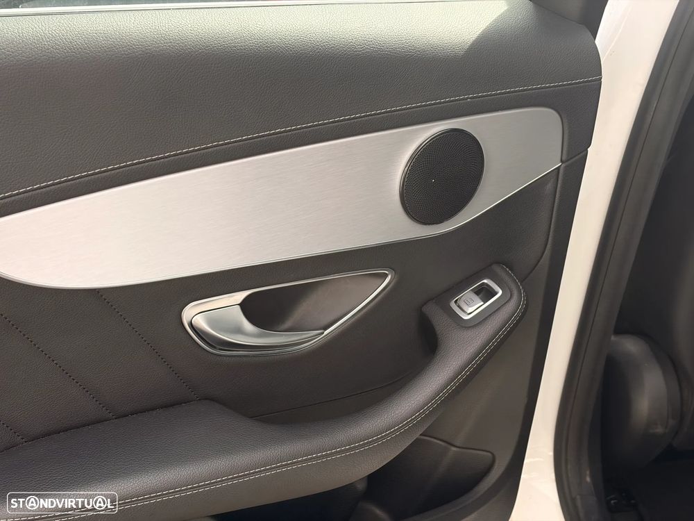 Mercedes-Benz C 220 d 4Matic Station 7G-TRONIC AMG Line - 25