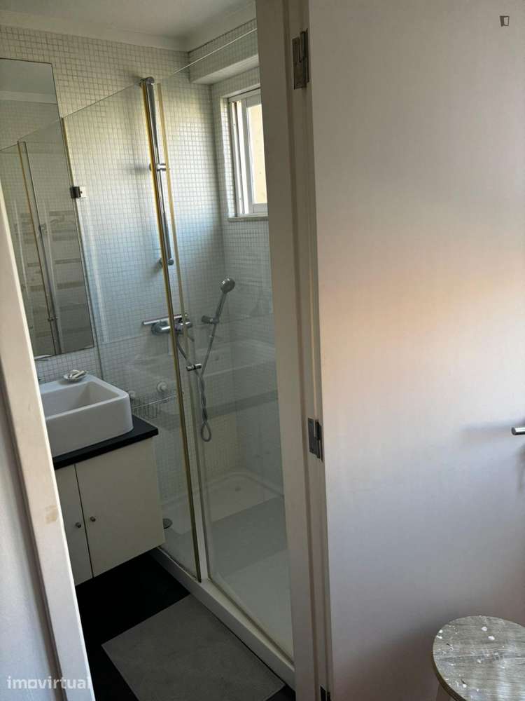 Apartamento com 1 quartos - localizado em Lapa Lisbon - Grande imagem: 3/15