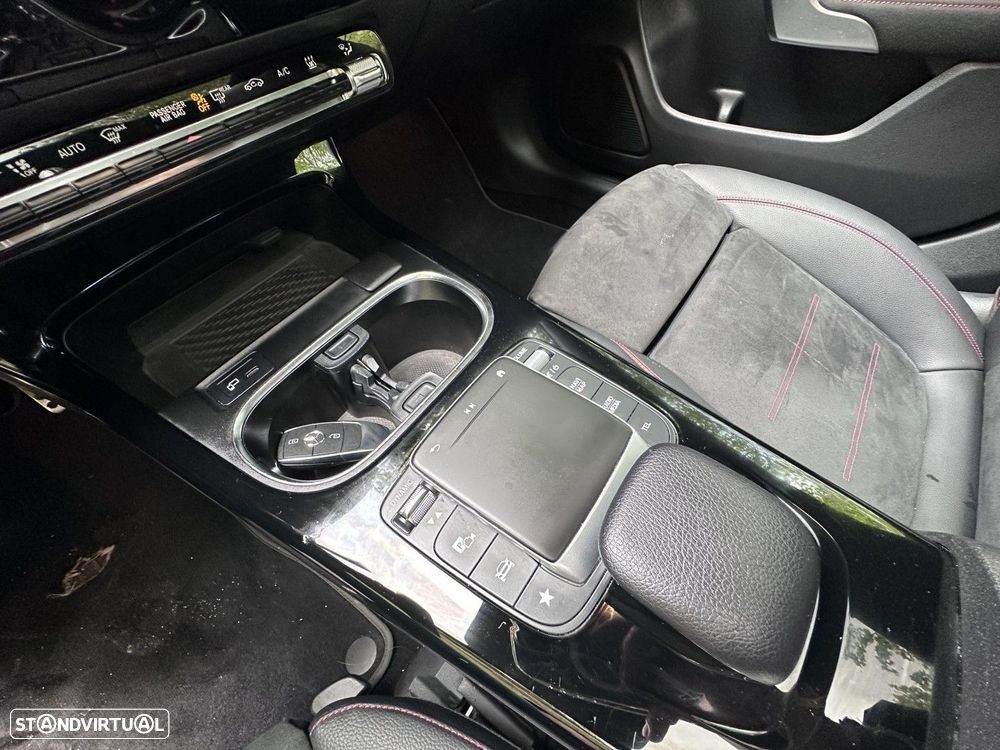 Mercedes-Benz CLA 250 e Shooting Brake AMG Line - 17