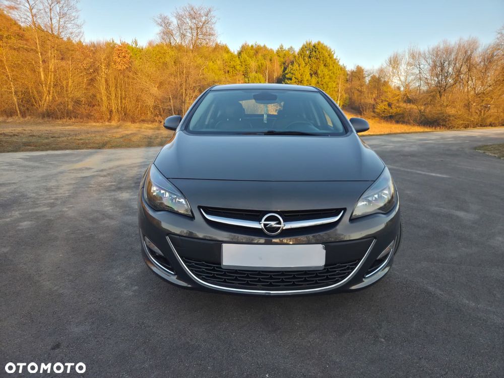 Opel Astra 1.7 CDTI DPF Cosmo - 1