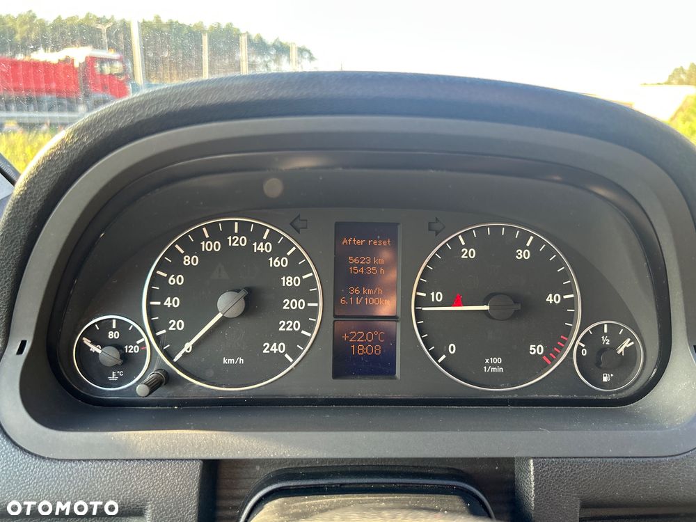 Mercedes-Benz Klasa A 180 CDI Avantgarde - 37