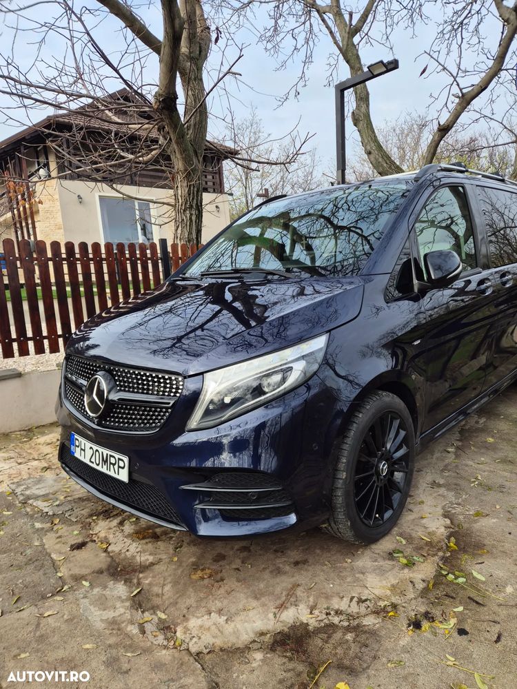 Mercedes-Benz V - 12