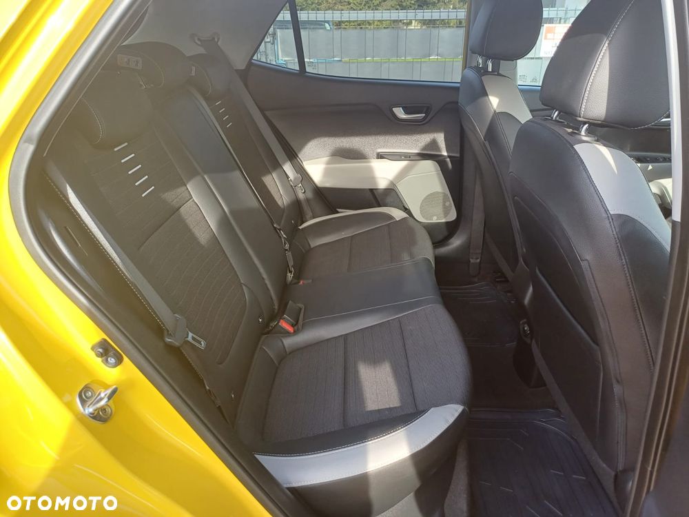 Kia Stonic - 21