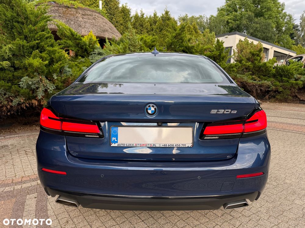 BMW Seria 5 530e M Sport sport - 11