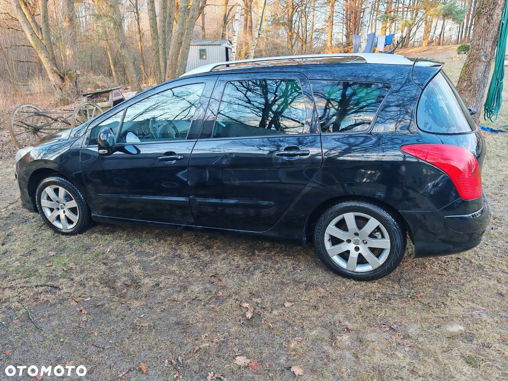 Peugeot 308 120 VTi Family - 8