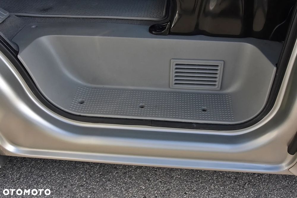 Renault Trafic - 13