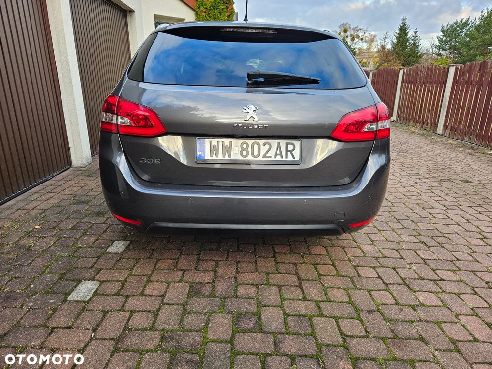 Peugeot 308 1.2 PureTech Allure S&S - 5