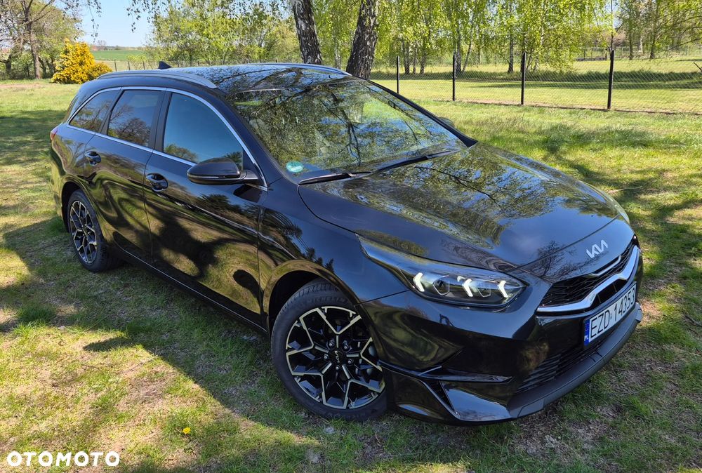 Kia Ceed - 28