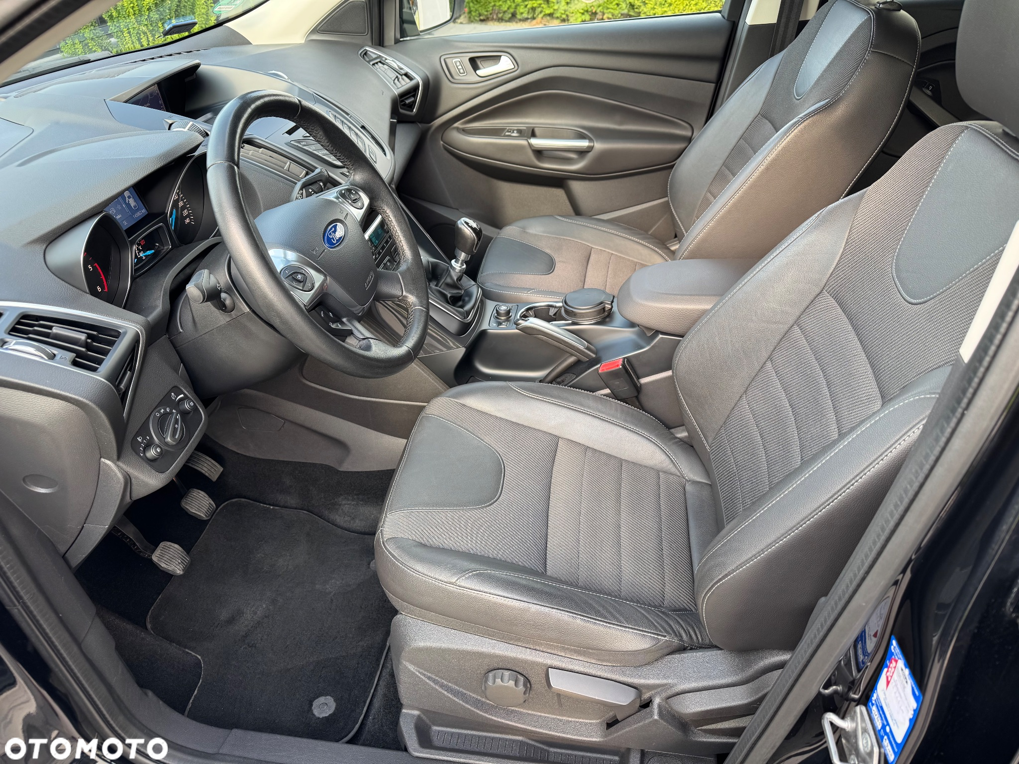 Ford Kuga 2.0 TDCi Titanium - 10
