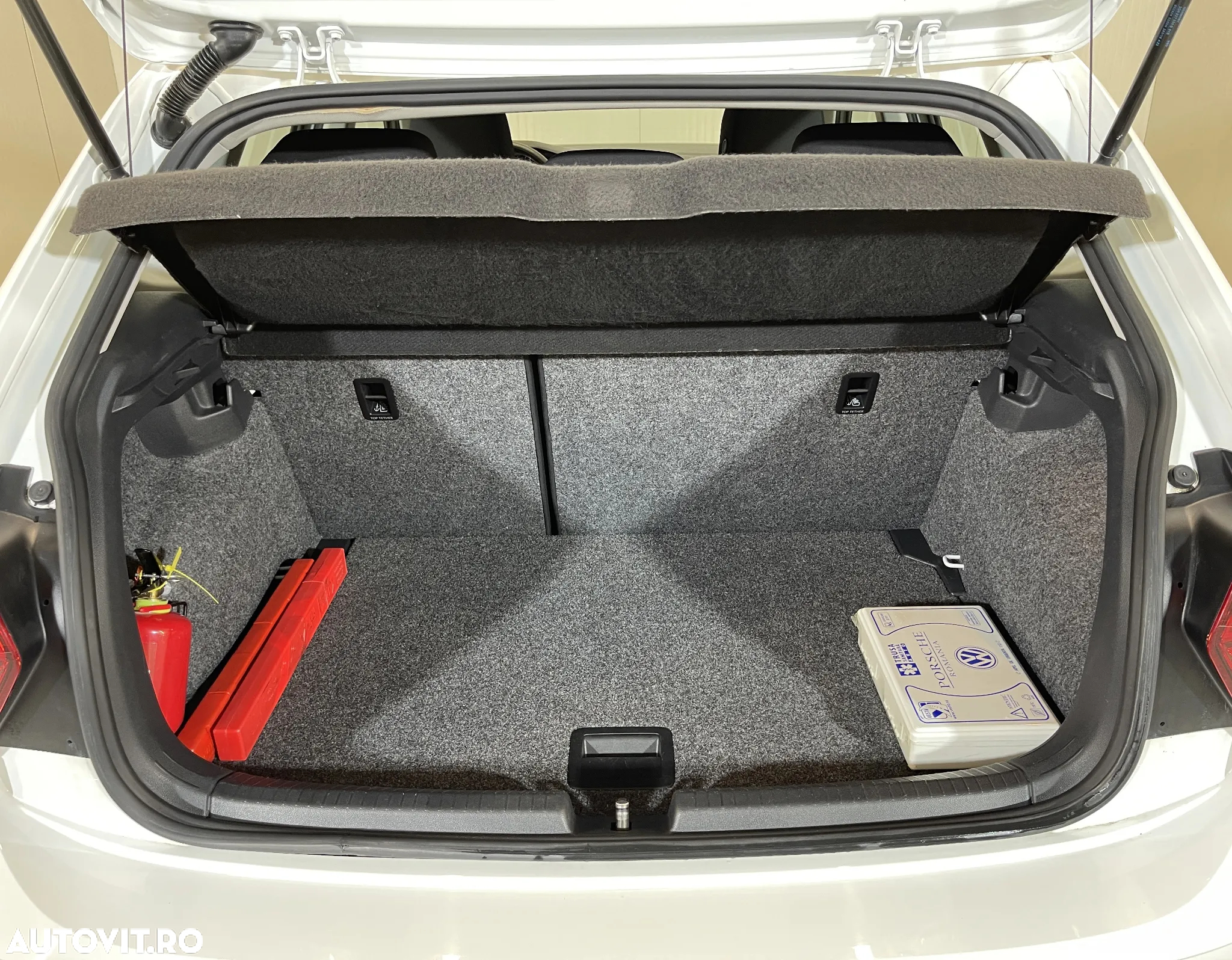 Volkswagen Polo 1.6 TDI Comfortline - 11