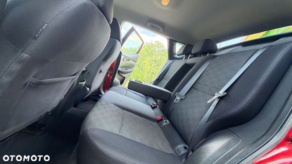 Nissan Qashqai 1.5 dCi DPF 360 - 19